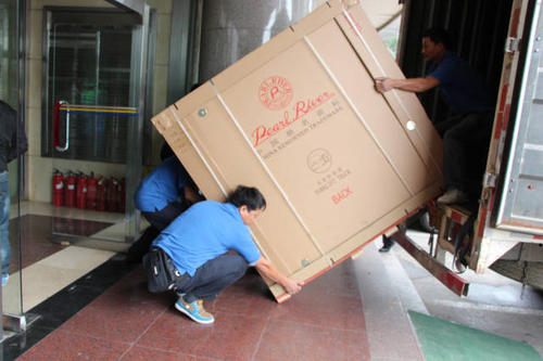 雁峰钢琴贵重工艺品无忧运